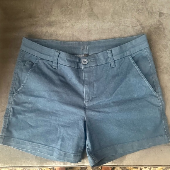 Kut Twill shorts size 8 - Picture 2 of 3